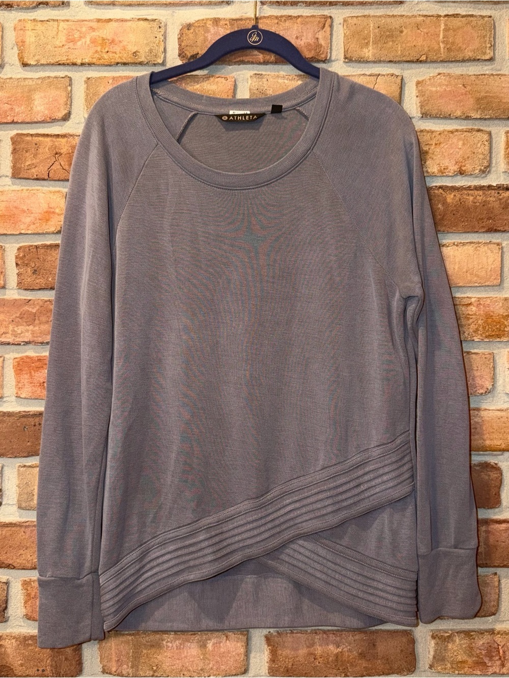 Athleta Serenity Criss Cross Long Sleeve Shirt Size Small